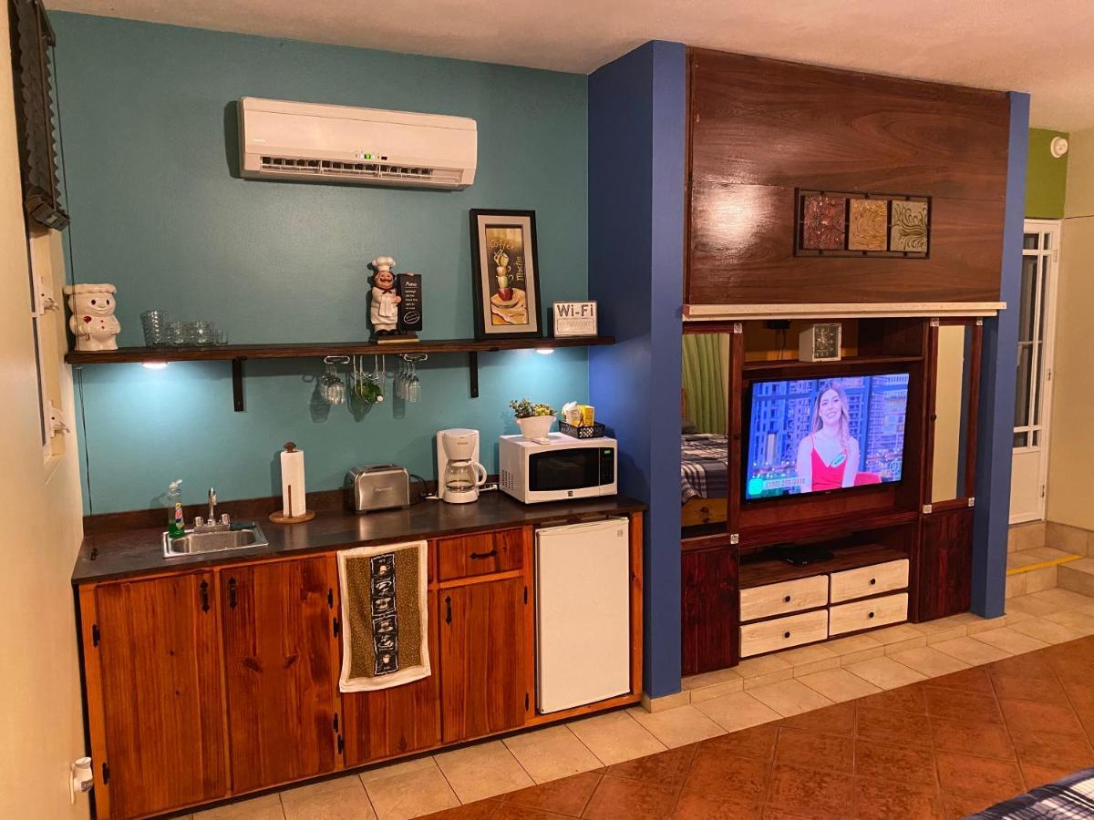 Family Guest House Quebradillas Esterno foto